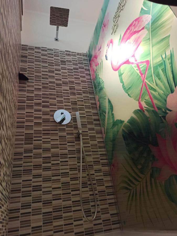 Suite Maison Tropical - Luxury Apartment In Bari Ngoại thất bức ảnh